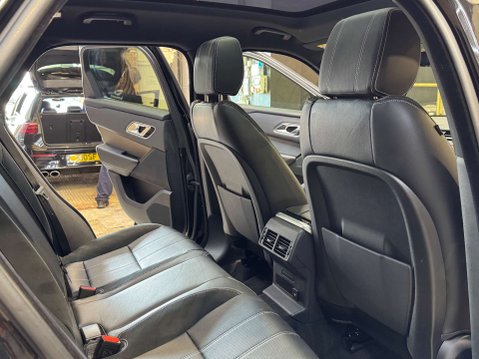 Land Rover Range Rover Velar 2.0 Range Rover Velar R-Dynamic S D240 Auto 4WD 5dr 6