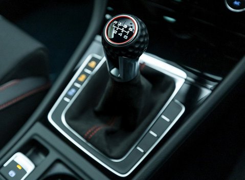 Volkswagen Golf GTI Clubsport S 19