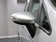 Ford B-Max TITANIUM NAVIGATOR 33