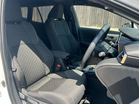 Suzuki Swace MOTION 19