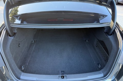 Audi A6 3.0 TDI BLACK EDITION -APPLE CARPLAY -CAMERA -BOSE -HEATED FRONT/REAR SEATS 54