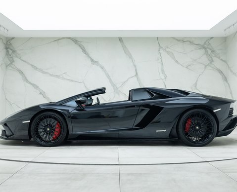 Lamborghini Aventador S LP 740-4 Roadster 