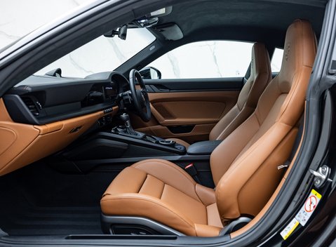 Porsche 911 GT3 TOURING (992.2) 19