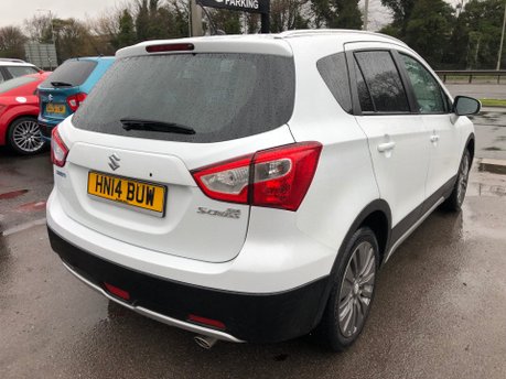 Suzuki SX4 S-Cross SZ4 1.6 petrol manual £165 tax, ULEZ compliant, service history 10