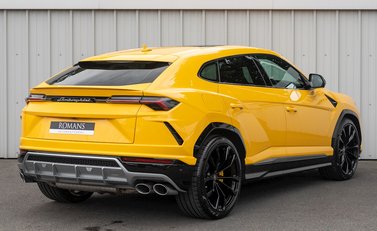 Lamborghini Urus 7