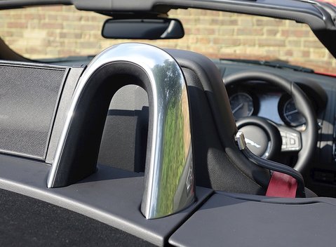 Jaguar F-Type V6 S Convertible 27