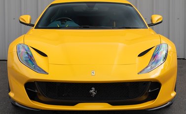 Ferrari 812 Superfast 4