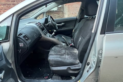 Toyota Auris TR VVT-I S/S -PART EXCHANGE TO CLEAR - MOT 25TH FEB 2027 3