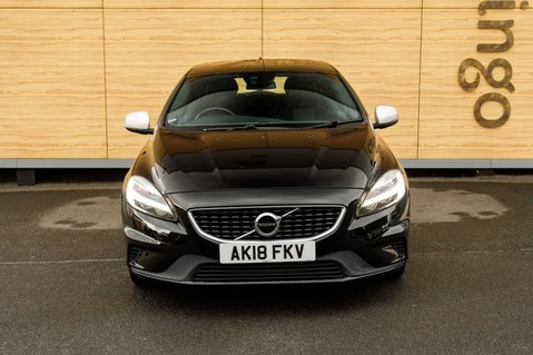 Volvo V40 T2 R-DESIGN NAV PLUS 5