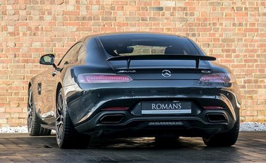 Mercedes-Benz Amg GT GT S 3