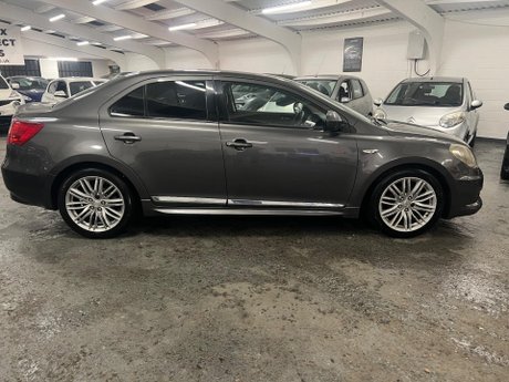 Suzuki Kizashi 2.4 16V Sport CVT 4WD Euro 5 4dr 7