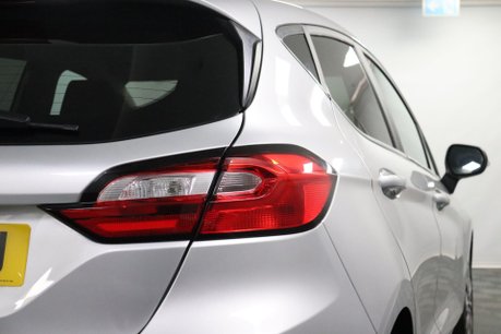 Ford Fiesta TITANIUM 23