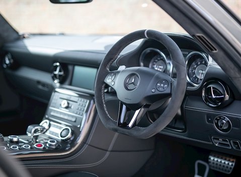 Mercedes-Benz SLS AMG GT Final Edition 13