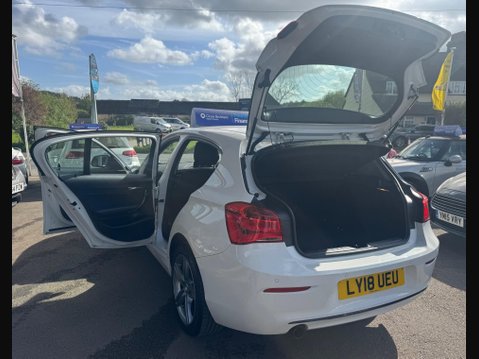 BMW 1 Series 1.5 118i Sport Euro 6 (s/s) 5dr 33