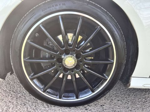 Mercedes-Benz A Class 1.6 A200 AMG Line (Premium Plus) Hatchback 5dr Petrol 7G-DCT Euro 6 (s/s) ( 22