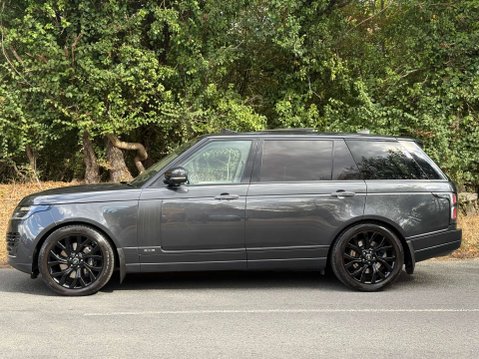 Land Rover Range Rover 4.4 Range Rover Autobiography SDV8 Auto 4WD 5dr 12