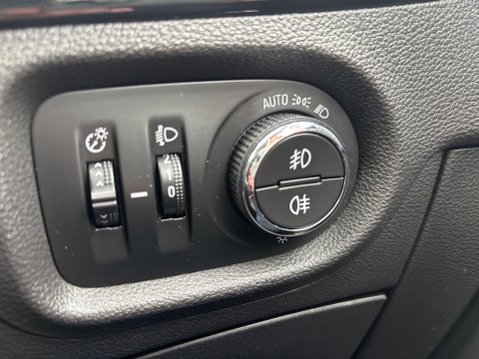 Vauxhall Astra SRI NAV 16