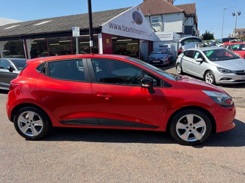 Renault Clio 1.2 16v EXPRESSION PLUS 8