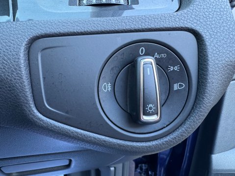 Volkswagen Golf SE NAVIGATION TSI BLUEMOTION TECHNOLOGY 44