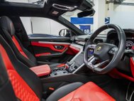 Lamborghini Urus 4.0 V8 BiTurbo SUV 5dr Petrol Auto 4WD Euro 6 (650 ps) 7