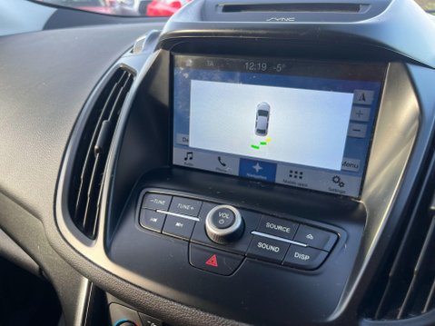 Ford Kuga 1.5 TDCi Titanium Euro 6 (s/s) 5dr 37