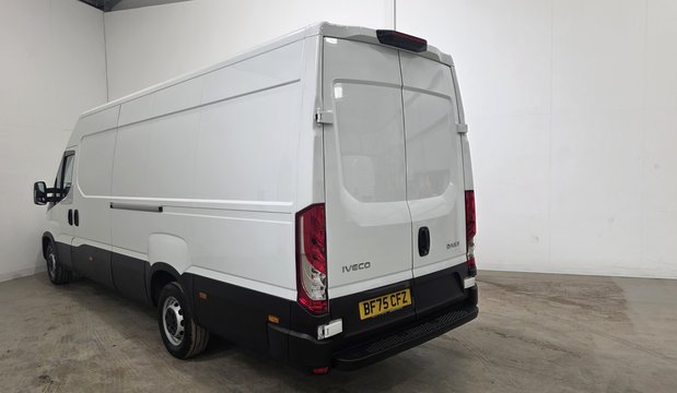 Iveco Daily Daily 35C14 Diesel 2.3 High Roof Business Van 4100L WB Hi-Matic 