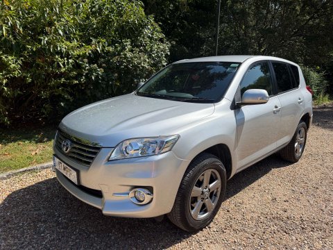 Toyota Rav4 2.0 RAV4 XT-R Valvematic CVT 4WD 5dr 1