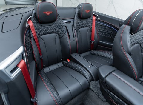 Bentley Continental GTC V8 22