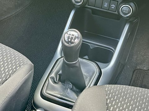 Suzuki Ignis 1.2 Dualjet 12V Hybrid SZ-T 5dr 29