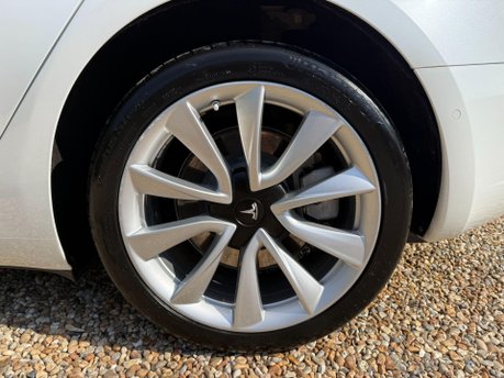 Tesla Model 3 Standard Range Plus Auto RWD 4dr 12