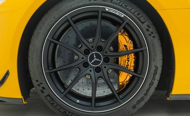 Mercedes-Benz SLS AMG Black Series 32