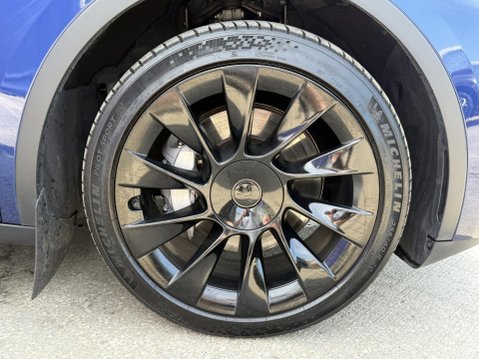 Tesla Model Y (Dual Motor) Long Range SUV 5dr Electric Auto 4WDE (384 bhp) 14