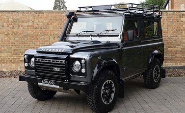 Land Rover 90 Adventure 4