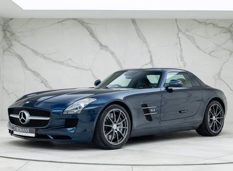 Mercedes-Benz SLS AMG 1
