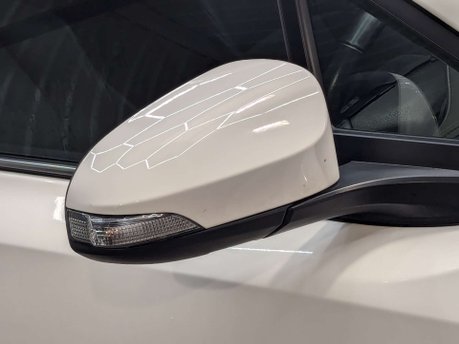 Toyota C-HR 1.8 C-HR Excel HEV CVT 5dr 27