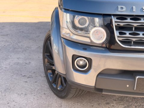 Land Rover Discovery 3.0 SD V6 Graphite Auto 4WD Euro 6 (s/s) 5dr 41