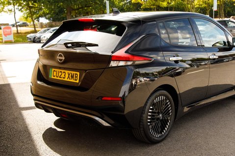 Nissan LEAF TEKNA 8