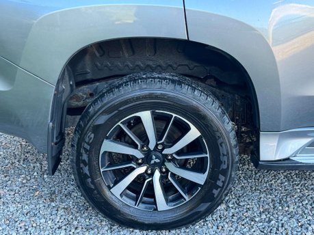 Mitsubishi Shogun Sport 2.4 Shogun Sport DI-D 4 Auto 4WD 5dr 14