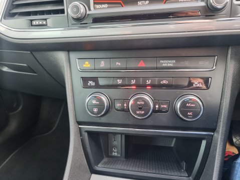 SEAT Leon ECOTSI FR TECHNOLOGY 43