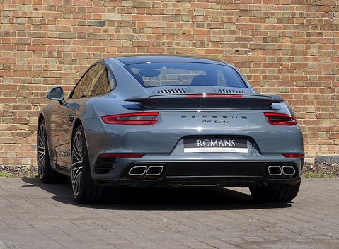 Porsche 911 (991) Turbo 11