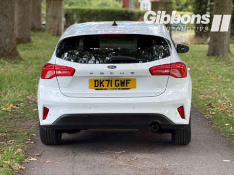 Ford Focus 1.0 Focus Titanium 5dr 13