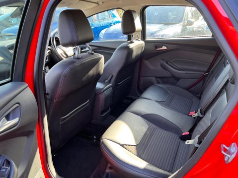 Ford Focus 1.0T EcoBoost Titanium X Euro 6 (s/s) 5dr 34