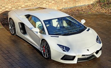 Lamborghini Aventador LP 700-4 3