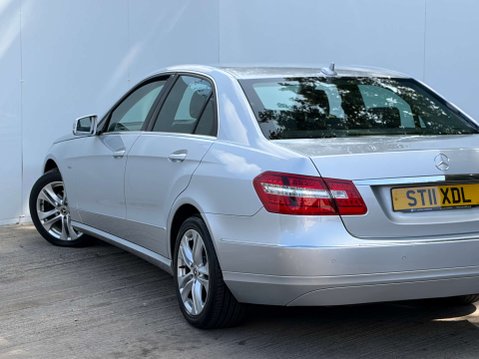 Mercedes-Benz E Class 2.1 E220 BlueEfficiency AvantGarde CDi Auto 4dr 39