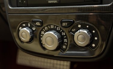 Ferrari F430 Coupe Manual 26