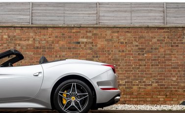 Ferrari California T 30