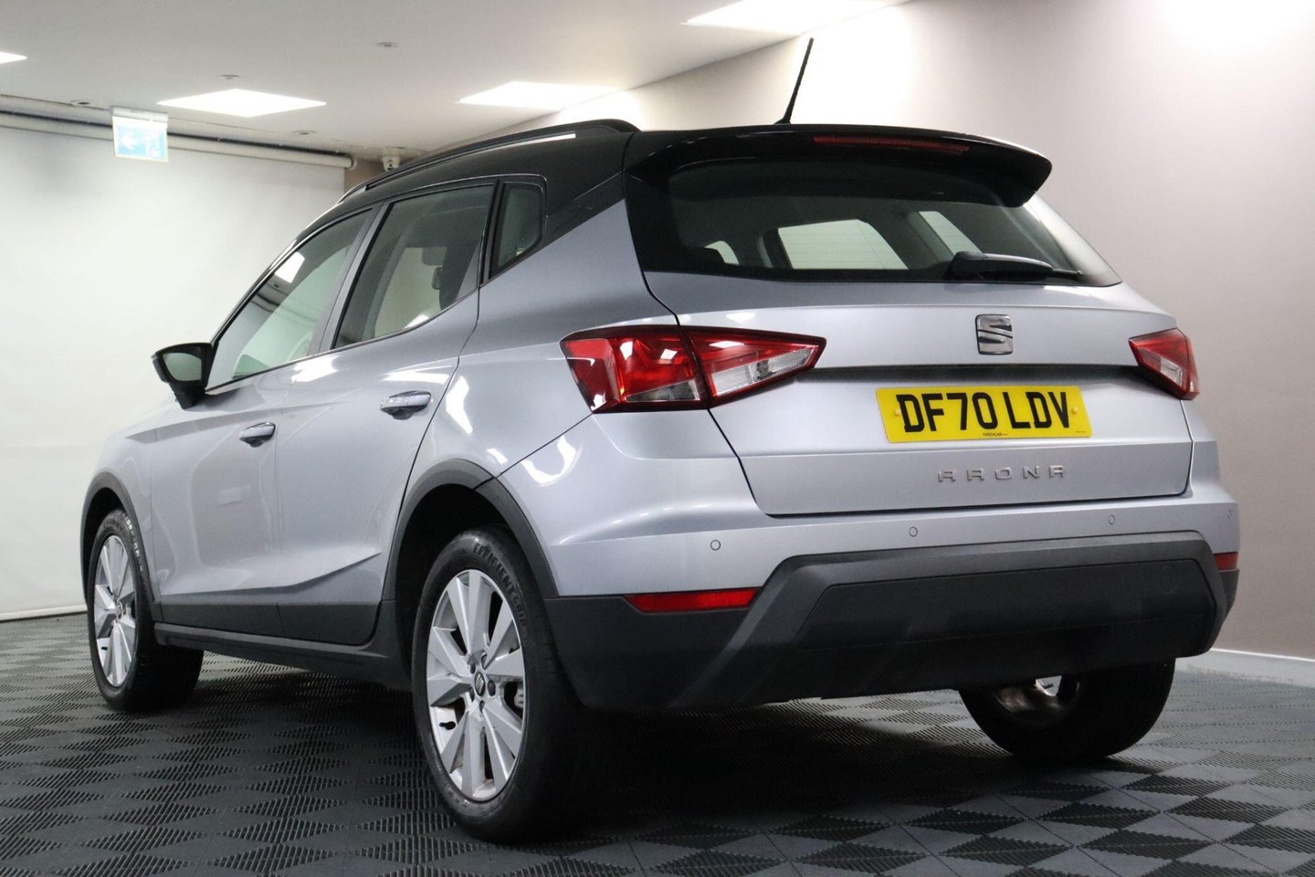 2021 SEAT Arona — image 18