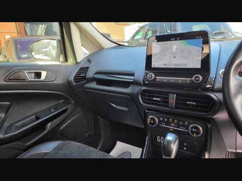 Ford Ecosport ST-LINE 15