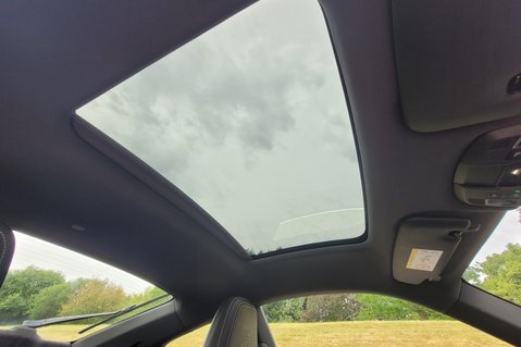 Porsche 911 CARRERA 4S PDK 32