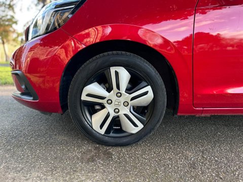 Honda Jazz I-MMD EX 39